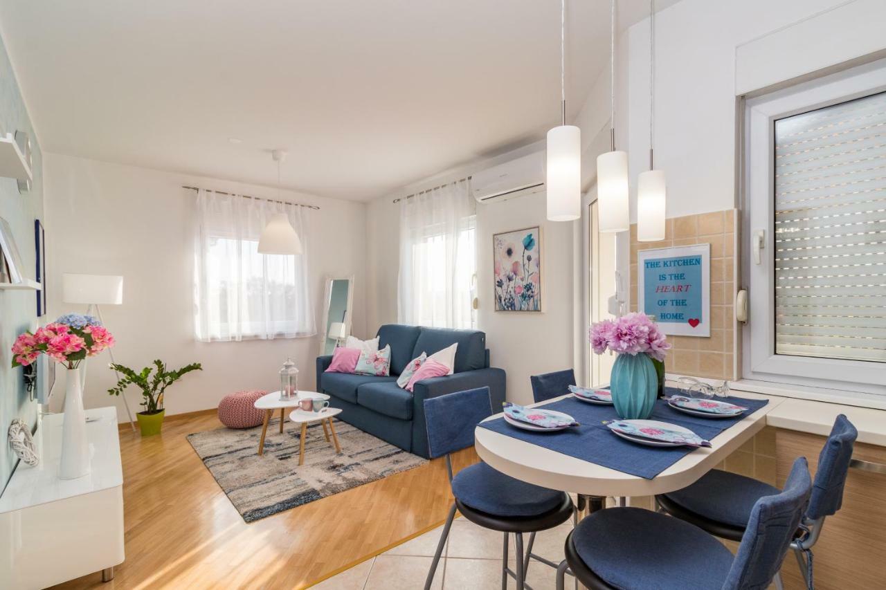 Apartment Pula Relax Eksteriør bilde