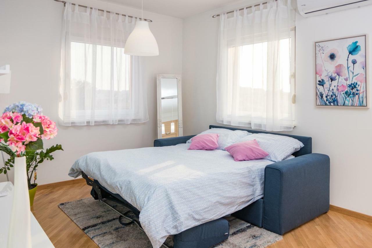 Apartment Pula Relax Eksteriør bilde